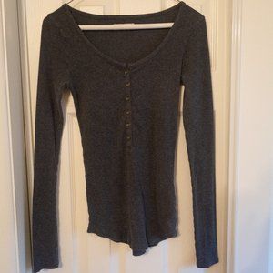 Abercrombie & Fitch Gray Long Sleeve Henley Shirt